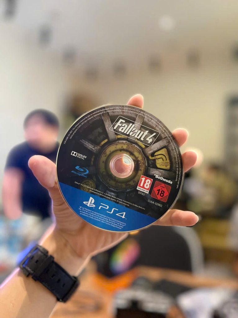 Fallout 4 – PS4 Disc
